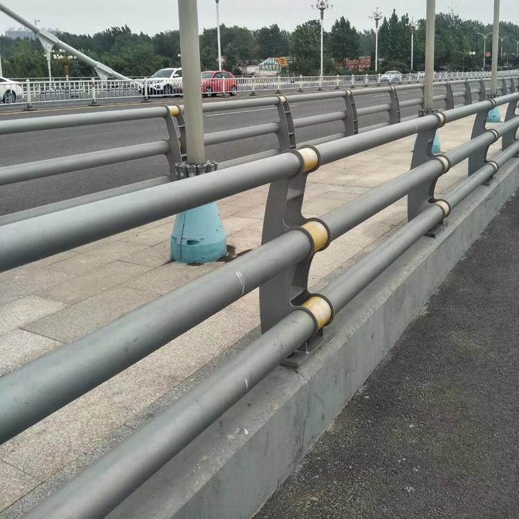 在维护桥梁护栏的时候需要注意些什么问题呢
