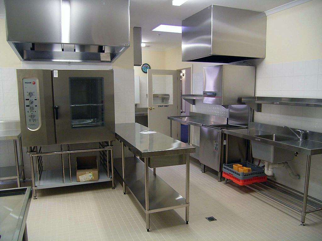 如何选择适合的厨房设备？