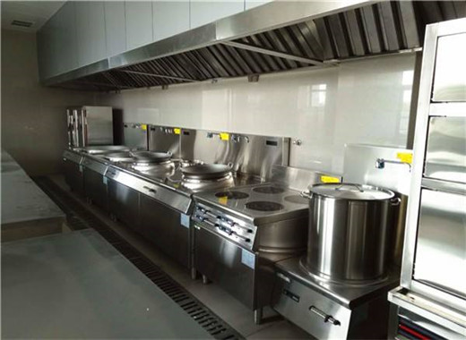 不锈钢厨房设备使用有哪些注意事项以及如何维护保养的呢？