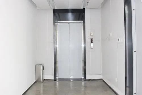 大家都知道乘坐電梯設施盡可能這組合用這樣的層面呢？